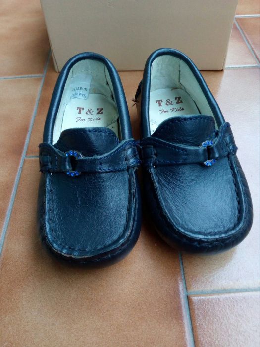 Sapatos de menina