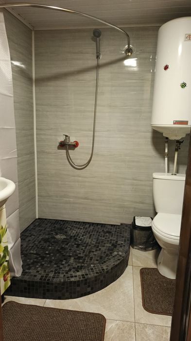 Подобова оренда будинку для відпочинку. Світловодськ.