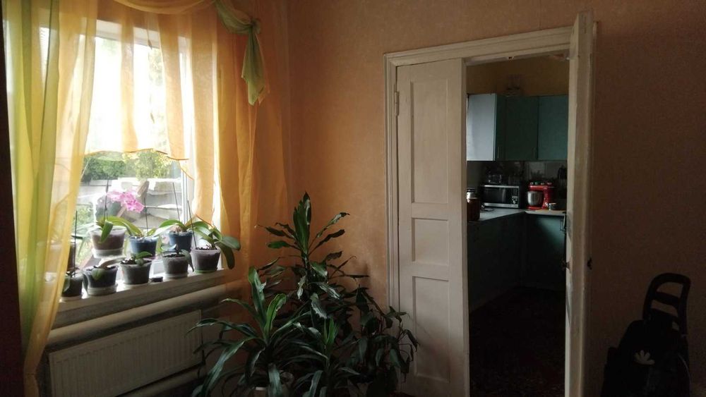 Будинок з гаражем в Дахнівці, 75 кв. м., 4 кімн., с/в, 0,10га  (п3)