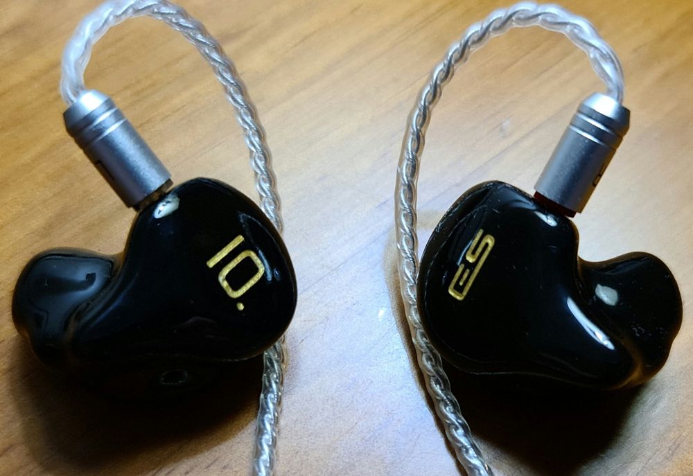 Earsonics EM10 In Ears