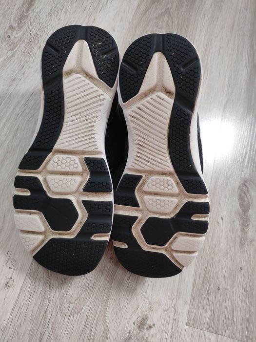 Buty sportowe  r.37 Decathon