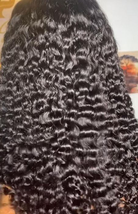 Tratamento de perucas e aplicação de lace