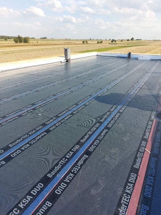 Izolacje dachu papą termo. EPDM PVC Tarasy, balkony dachy płaskie