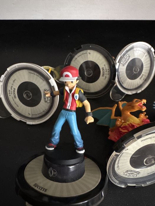 Pokémon Trading Figure Game TOMY Original – Charizard, Red, Blue e mais | Raro