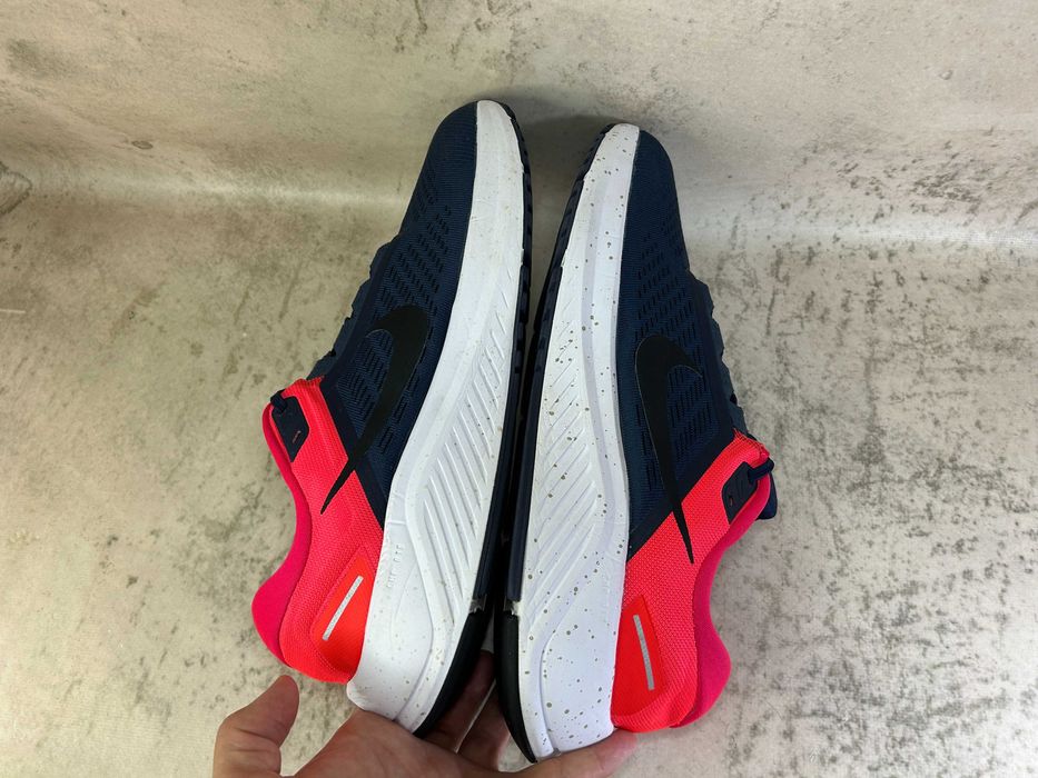 Кроссовки Nike Air Zoom Structure 24