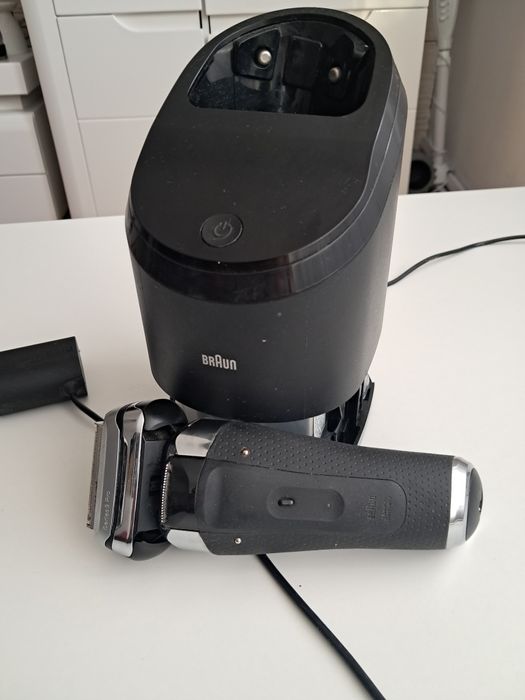 Golarka męska Braun series 9 komplet