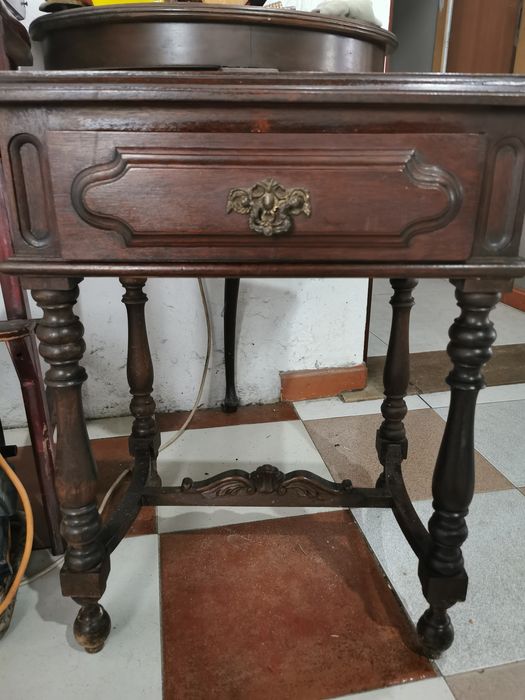 Mesa de cabeceira