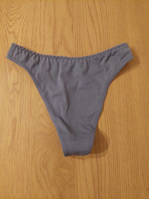 Majtki stringi M - nieużywane