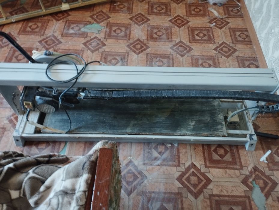 Плиткорез электр