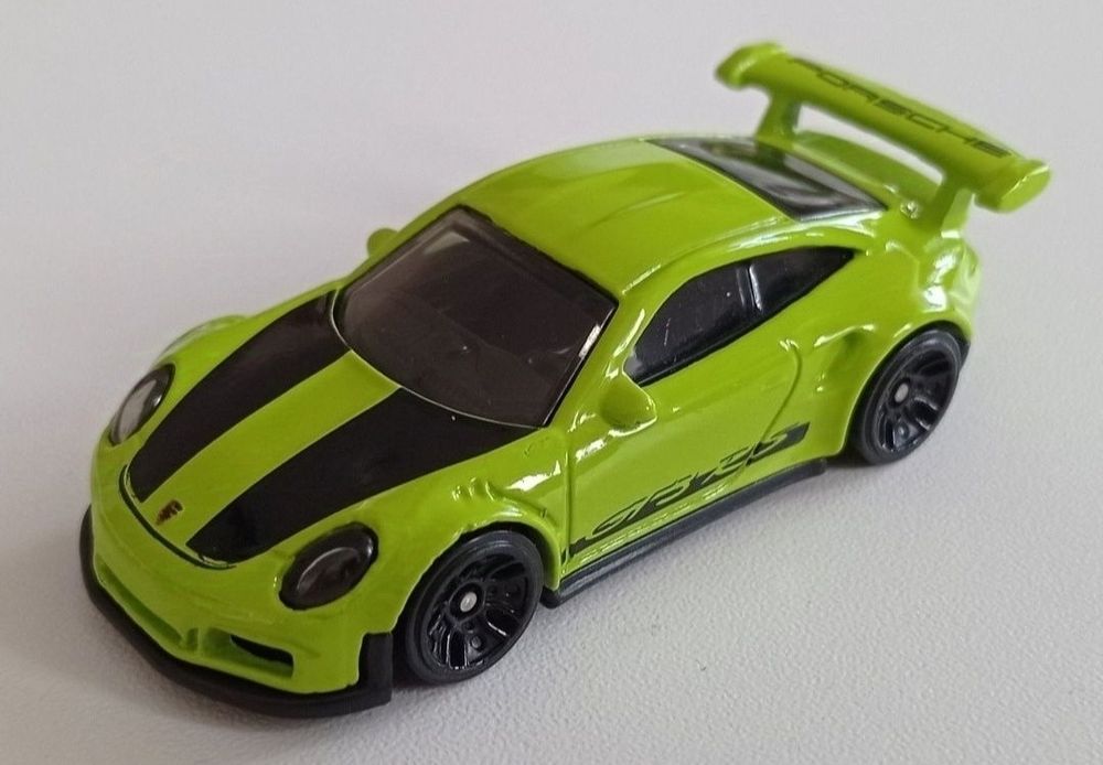 Hot Wheels Porsche 911 GT3 RS