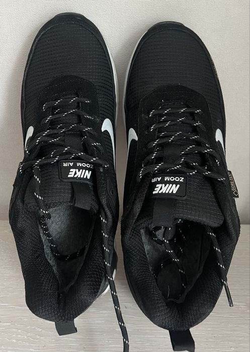 Чоловічі зимові кросівки