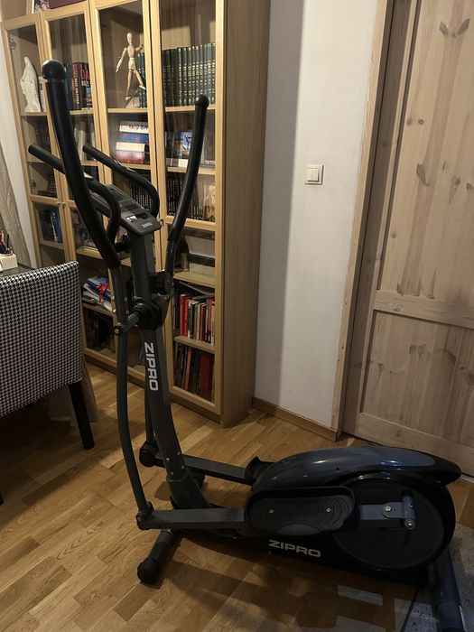 Orbitrek Zipro z wyświetlaczem do pomiarów