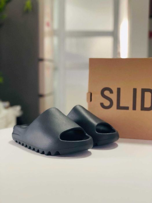 Adidas Yeezy Slide Onyx R.38