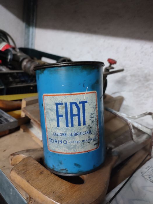 Kolekcjonerska puszka na smar FIAT