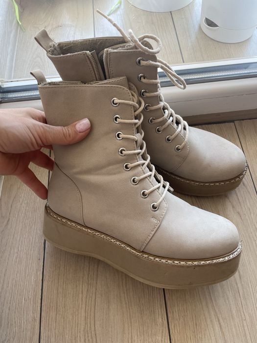 Чоботи  осінні 37 розмір