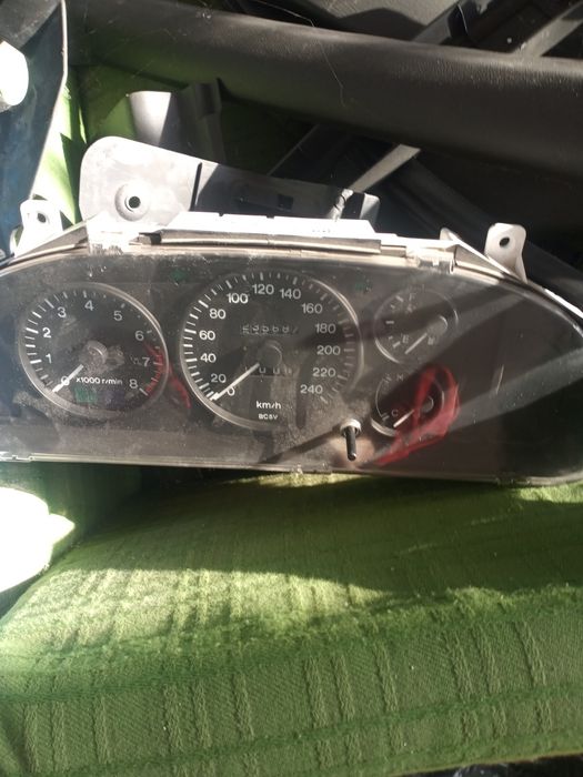 Zegary do Mazda 323f BA