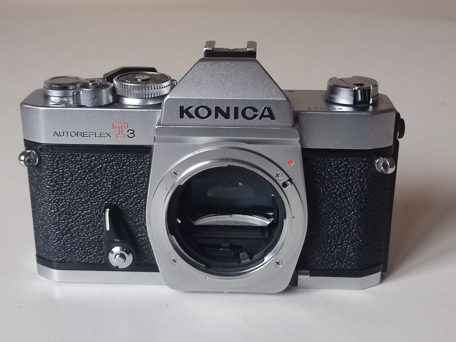Konica Autoreflex T3N