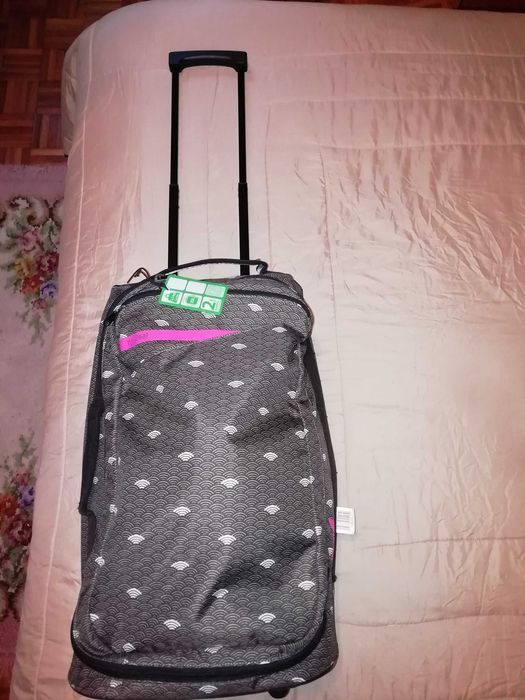 Mala viagem nova.