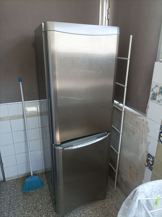 Frigorífico combinado478382326872821761