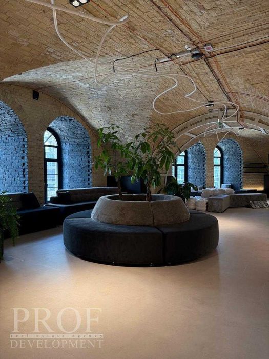 Офіс на Печерську в сучасному БЦ (1100 м2)