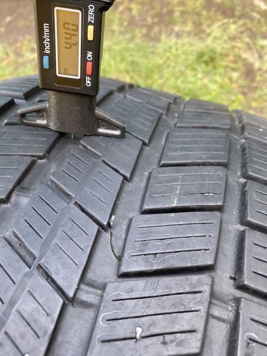 Зимові 2 шт. 295/45 R20 Pirelli Scorpion Ice&Snow
