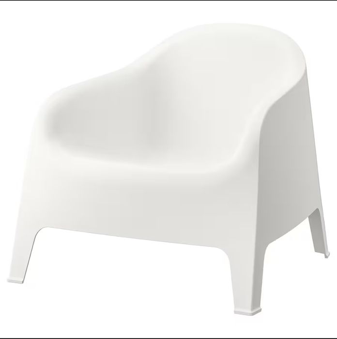 Poltronas de exterior, brancas (1 ou 2).