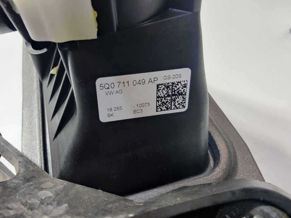 Lewarek wybierak linki zmiany biegów VW Golf 7 VII lift 1.5 tsi