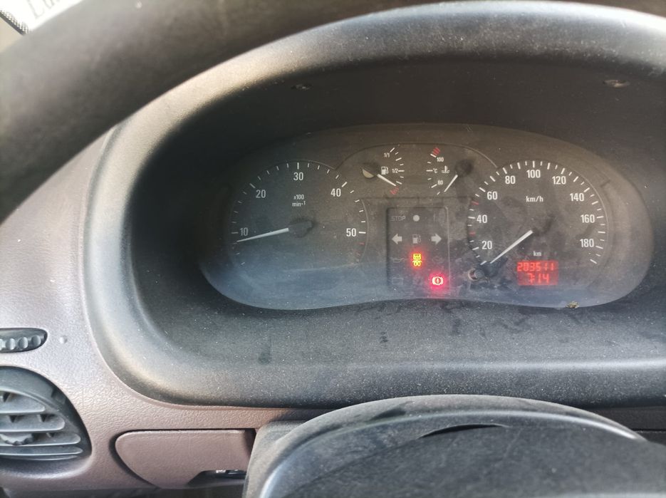 Carrinha Opel em bom estado