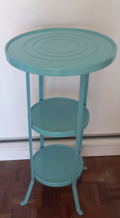 Mesa de apoio /floreira - Ikea