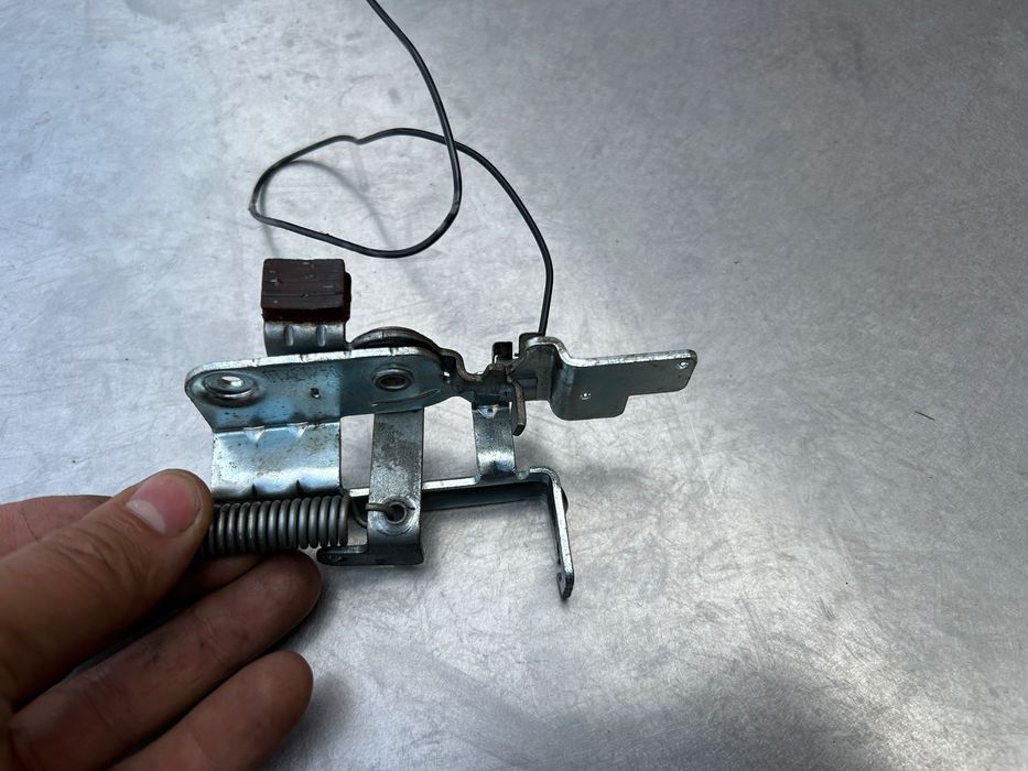 hamulec bezpieczeństwa Briggs Stratton 800E 850E 875EX 850I/C 190cc (9