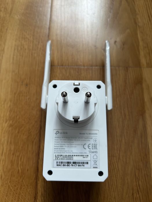 TP Link TLWA860RE com Tomada