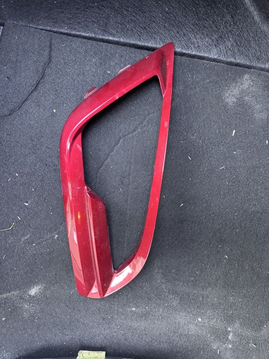 Решітка бампера заглужка Ford Ecosport