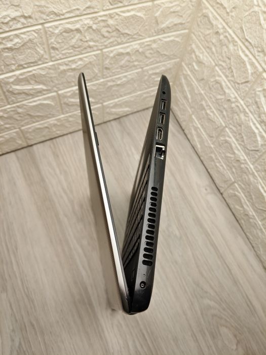 Ноутбук HP 15 ay