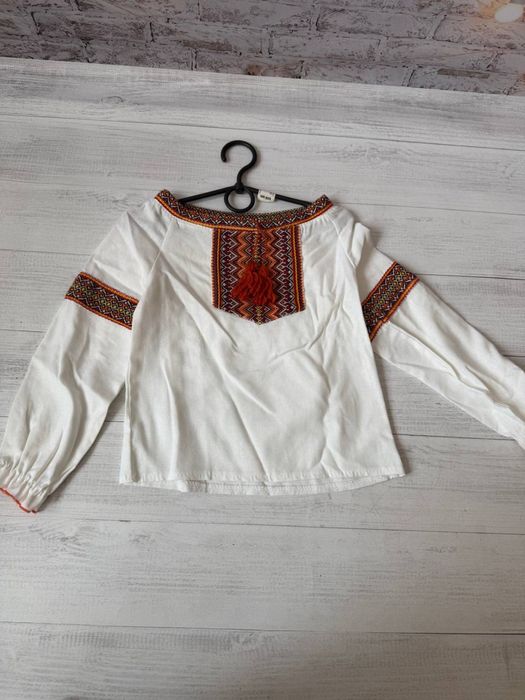 Вишиванки для дівчаток та хлопчиків