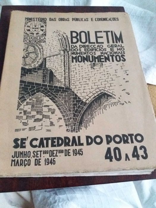 Boletim da Dir. Geral dos Edif.  e Monum. Nacionais