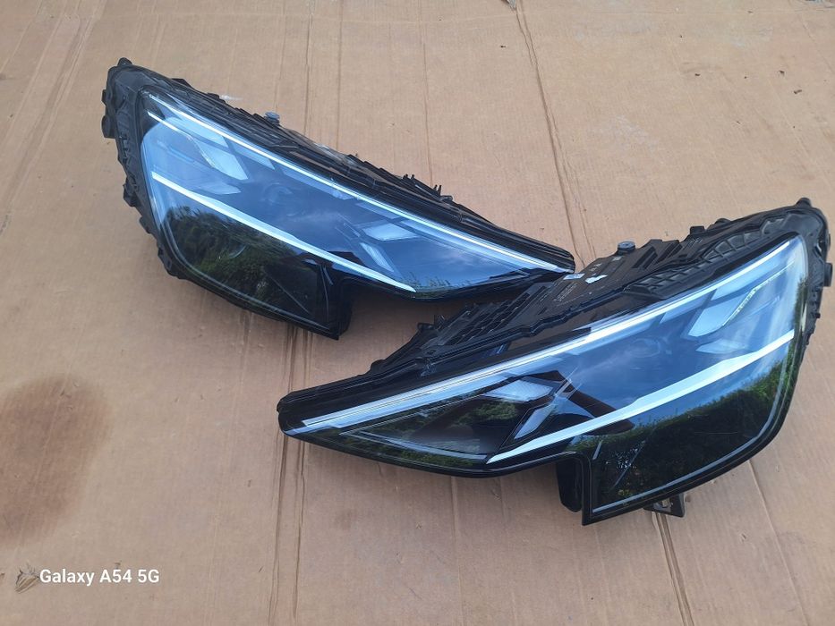 AUDI Q8 SQ8 4M8 4M LIFT Kompletne Lampy Full Led