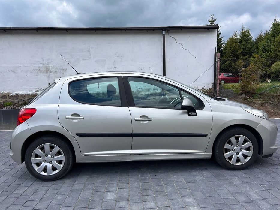 Peugeot 207