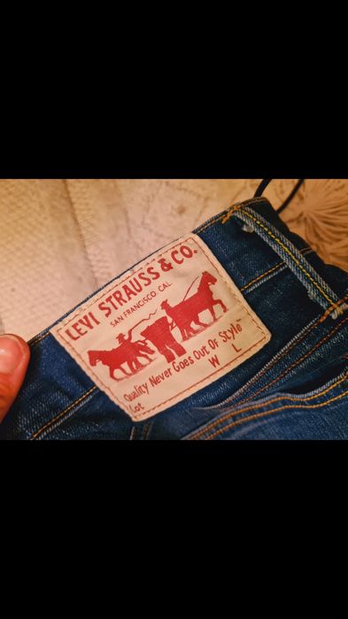 Levi’s 504 – klasyczne jeansy