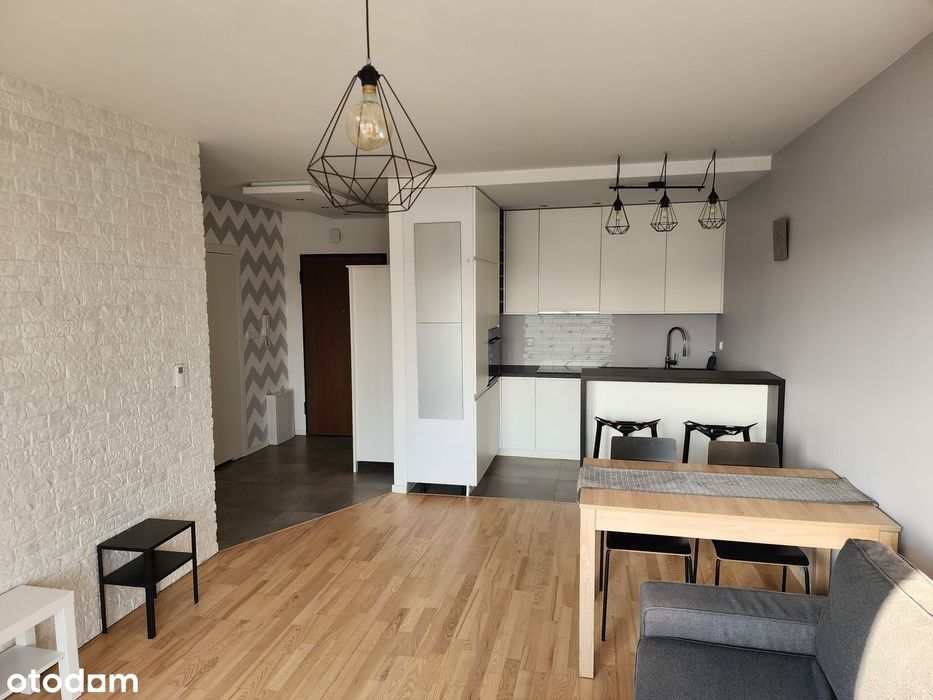 Olimpia Port, 2 pokoje, balkon, miejsce parkingowe