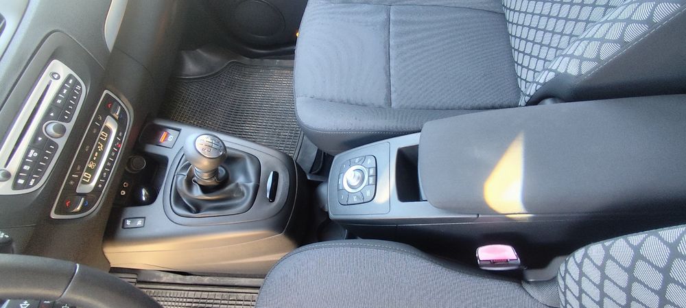 Renault Scenic 2010 VIN VF1JZ1U0644341342 фото оголошення 9 з 17