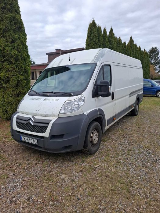 Wypożyczalnia samochodów dostawczych, windy, kontenery plandeki i inne