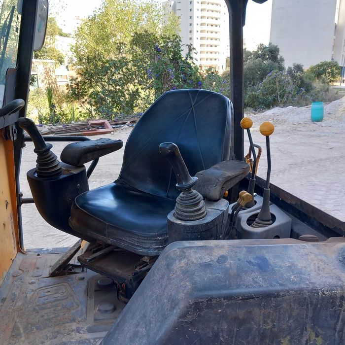Mini retroescavadora JCB 1CX