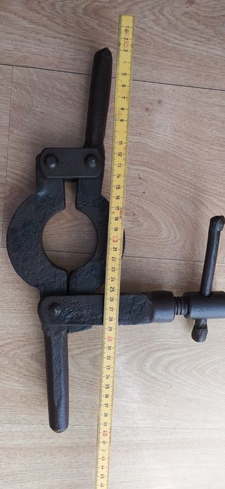 Zabytkowe kleszcze/imadło