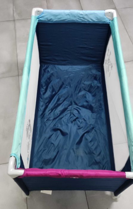 Cama de viagem + colchão