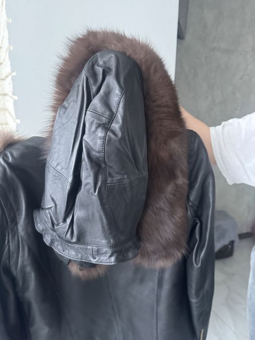 Шикарна куртка Visconti (натуральна шкіра, натуральне хутро)