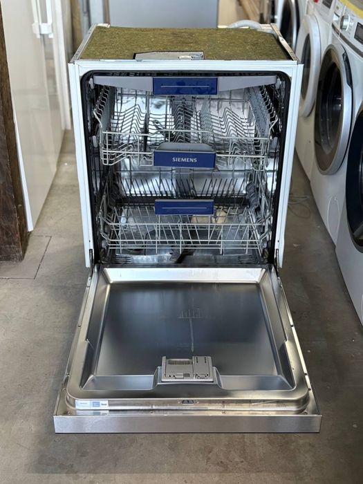 Посудомийна машина Siemens SN558S02ME з панелькою