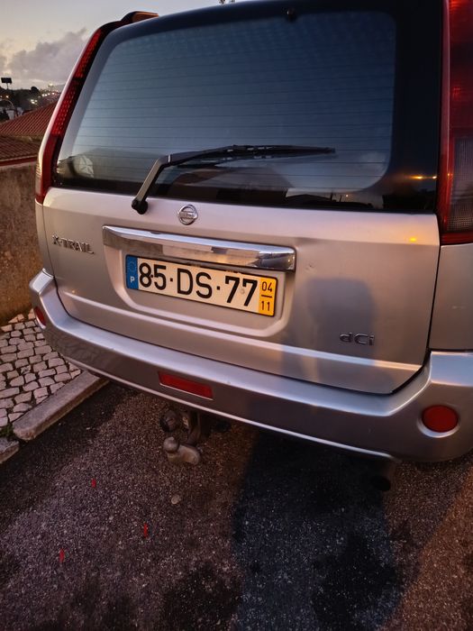 Vende-se Nissan  X trail