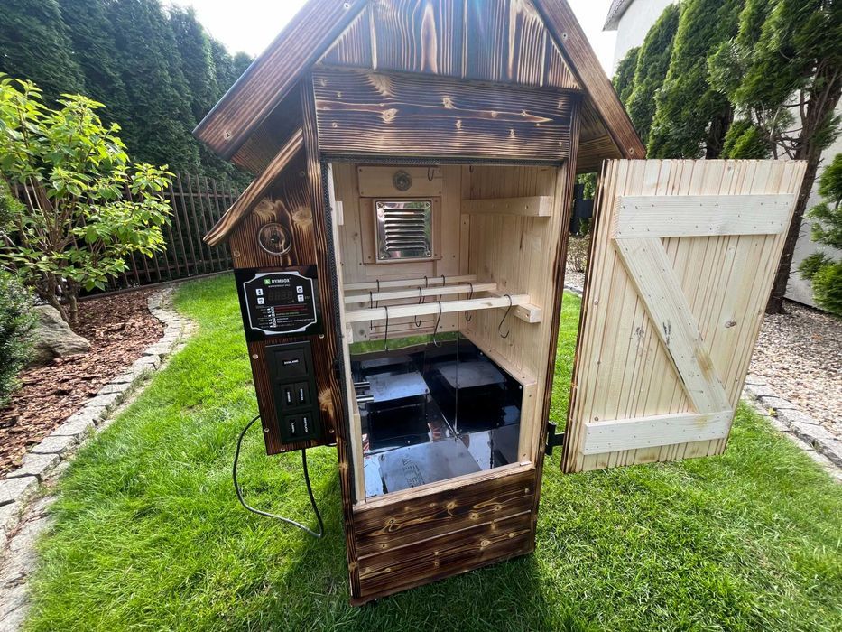 Wędzarnia  ELEKTRYCZNA Drewniana 250L DESKA2 CM  TOKO