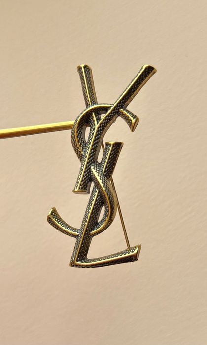 Broszka snake Logo