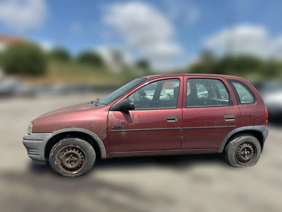 Opel Corsa B 1.2 i de 1994 para peças